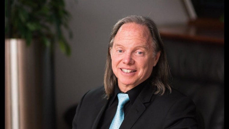 Майкл Роуч монах