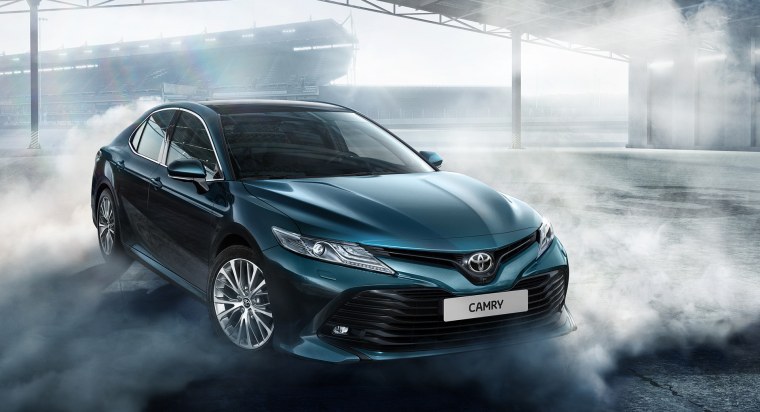 Toyota Camry xv70 2017