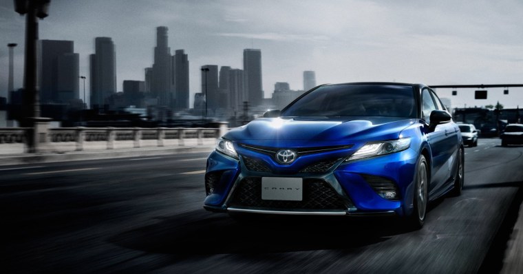 Toyota Camry Hybrid 2018
