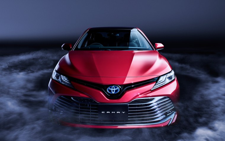 Toyota Camry 70 Red