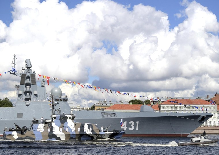 Парад ВМФ В Санкт-Петербурге 2020