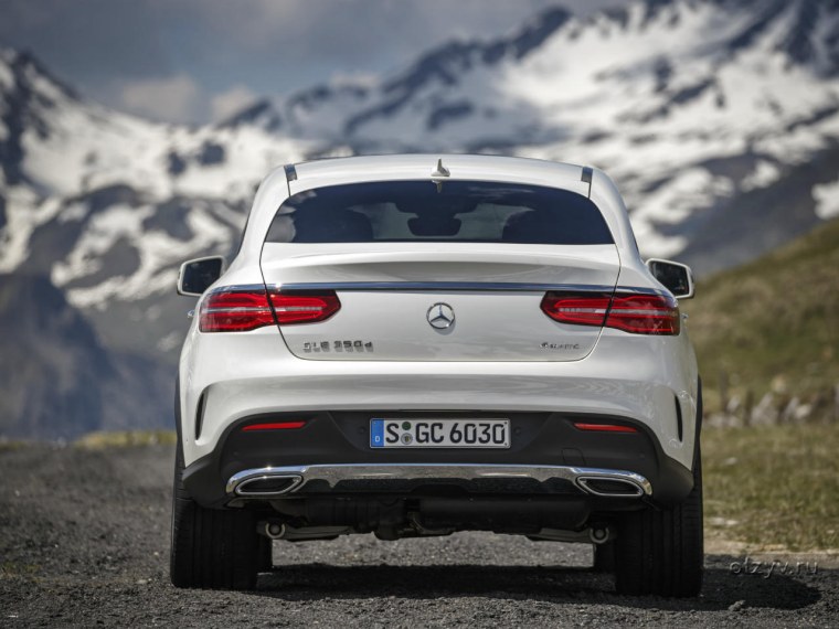 Мерседес w204 сзади АМГ