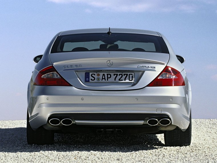 Mercedes Benz 4matic сзади