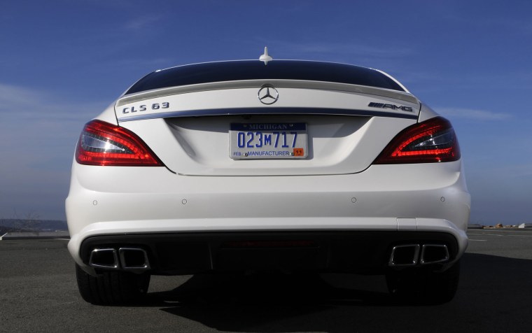 Мерседес-Бенц CLS 63 AMG сзади