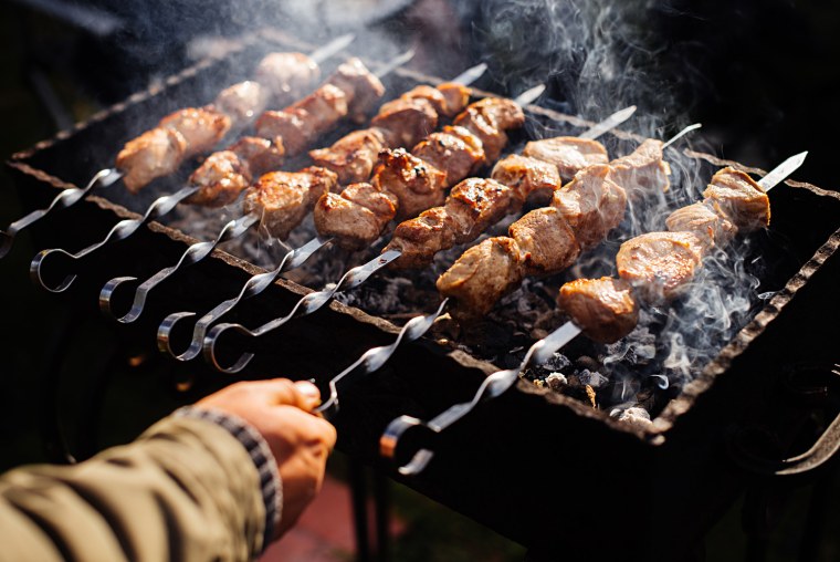 Шашлык на мангале