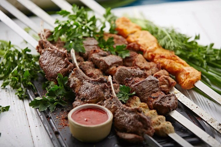 Shashlik marinadlash