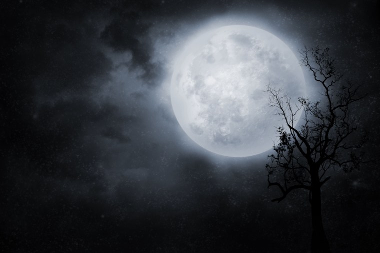 Зловещее полнолуние