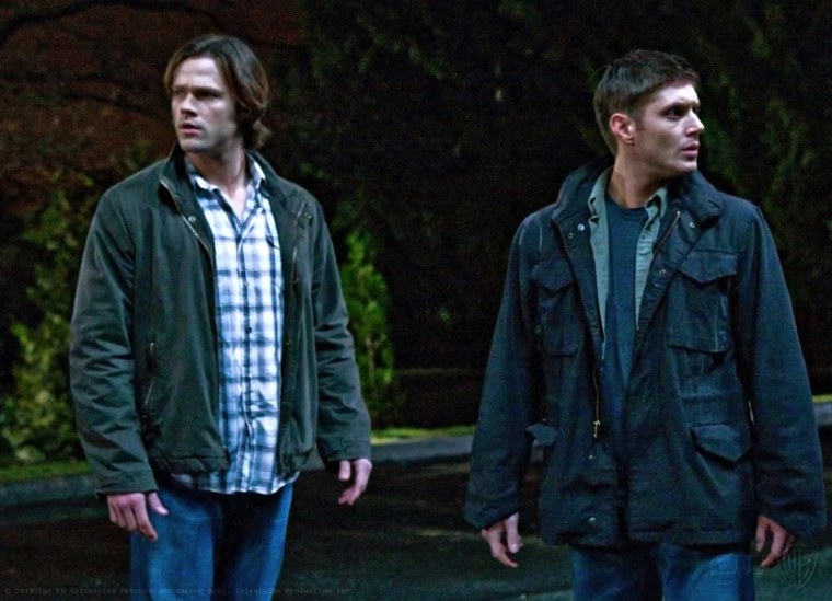 Дженсен Эклз в полный рост