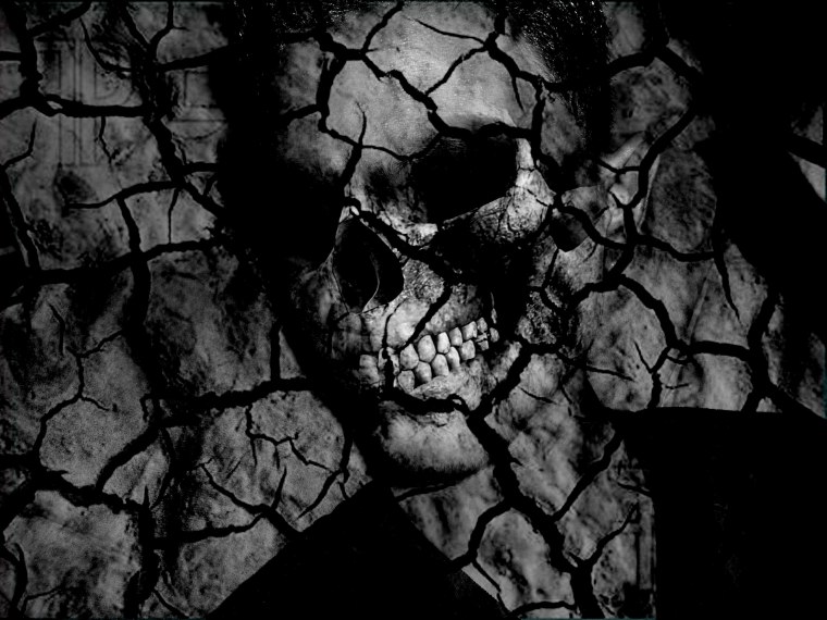 Скелеты кладбища черепа