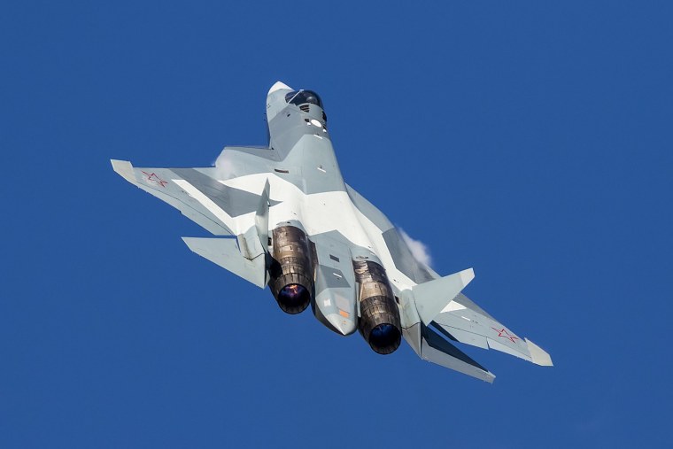 Су 57 вид спереди