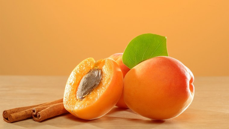 Сочный абрикос