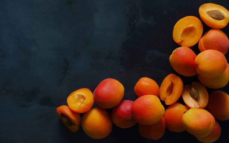 Аппетитный персик