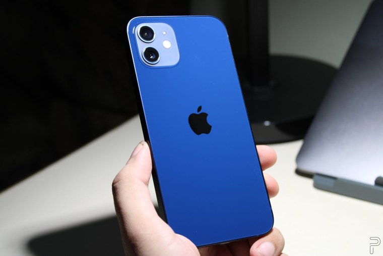 Айфон 12 синий и черный