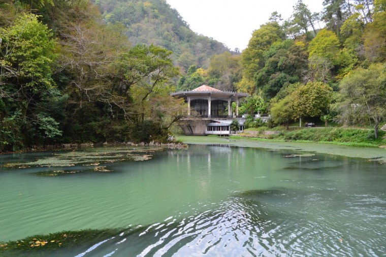 Новый Афон пруд