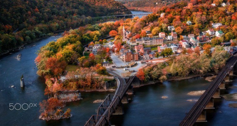 Доусон город осенью