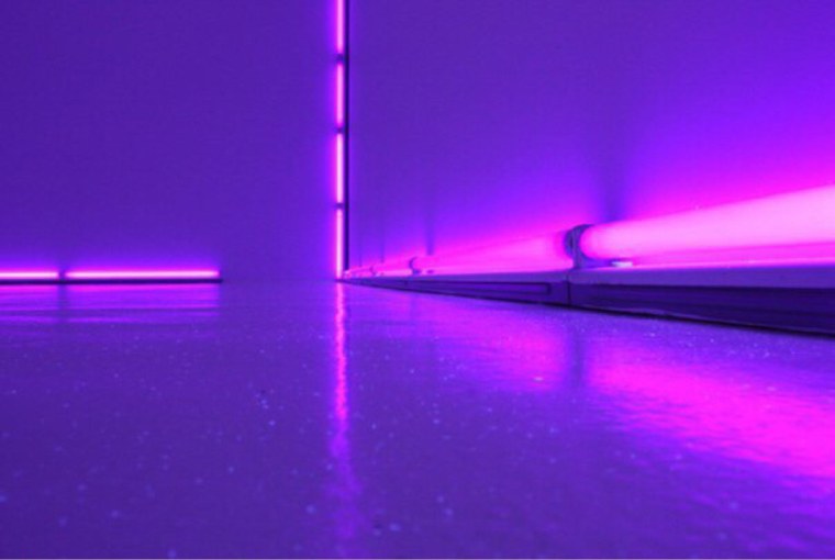 Ультрафиолетовый фон