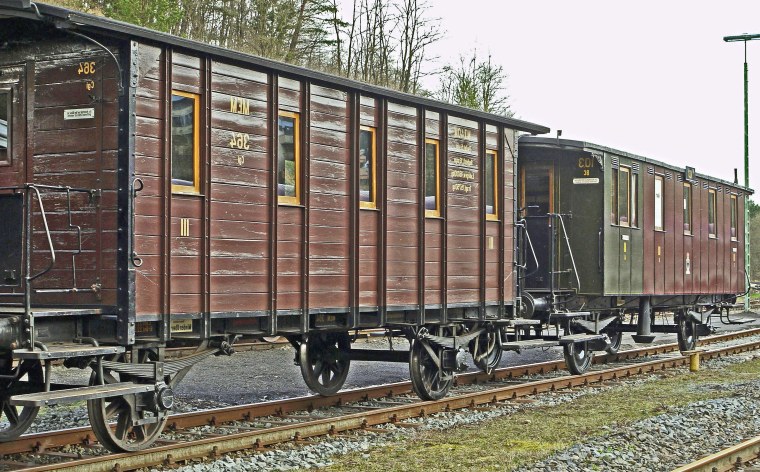 61-4440 Вагон пассажирский купейный