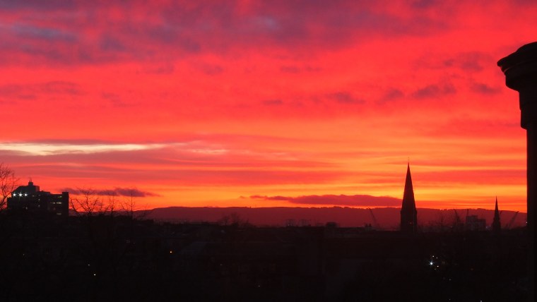 Закат в городе