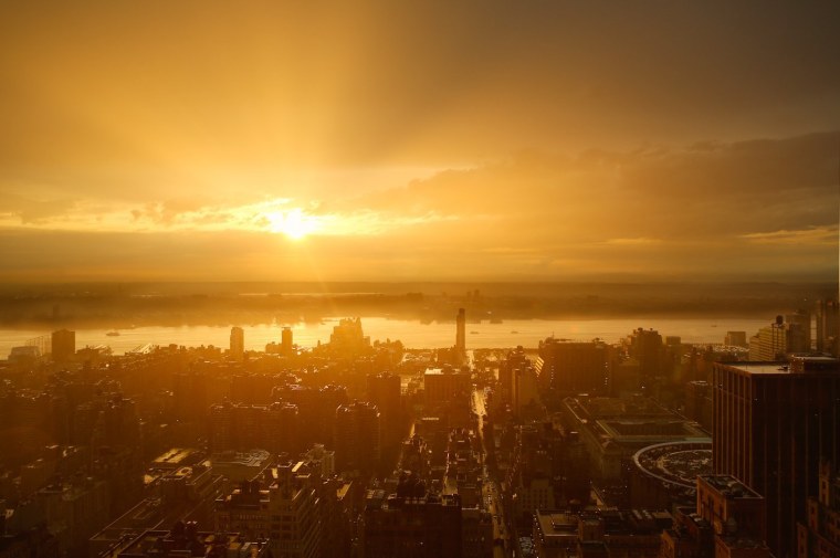 Закат в городе