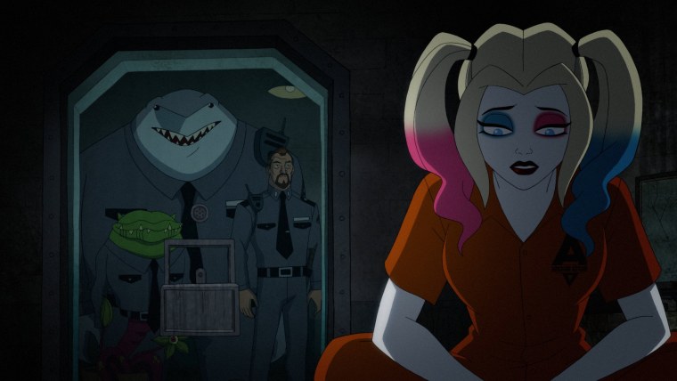 Харли Квинн улыбается