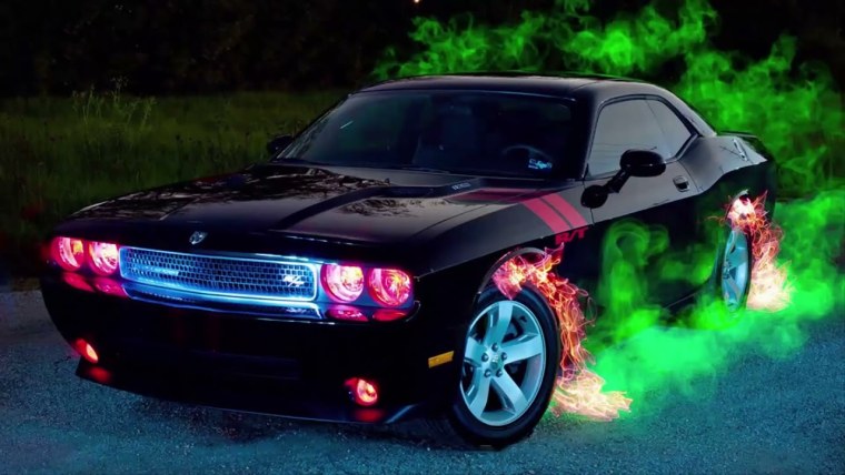 Додж Чарджер неон