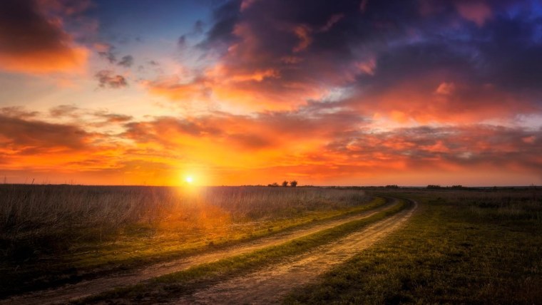 Небо закат поле