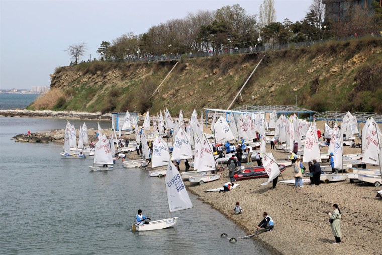 Яхта парусная регата