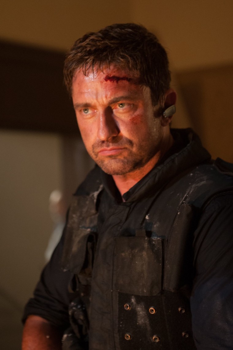 Джерард Батлер 2021