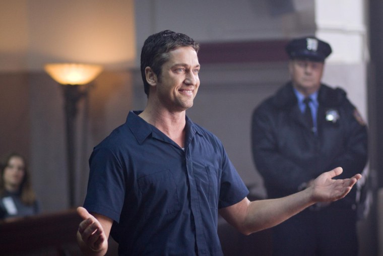 Джерард Батлер 2022