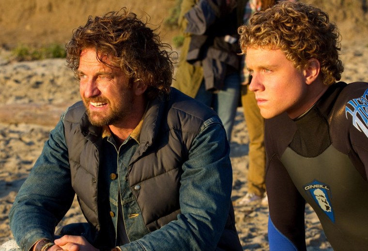 Джерард Батлер босиком