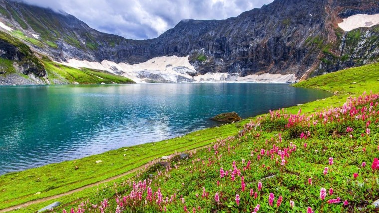 Озеро Тобаварчхили