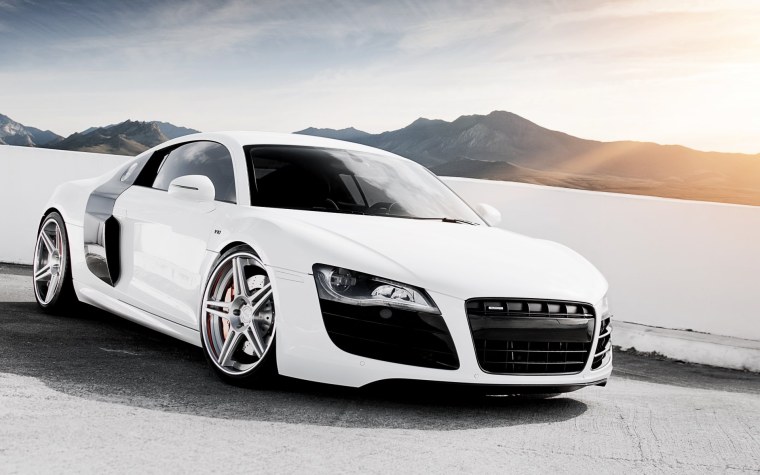 Audi r8 белая