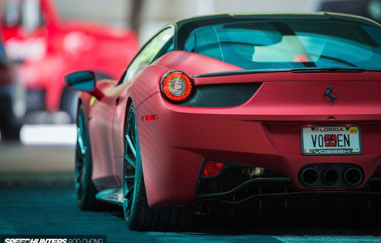Ferrari 458 Italia бирюзовая