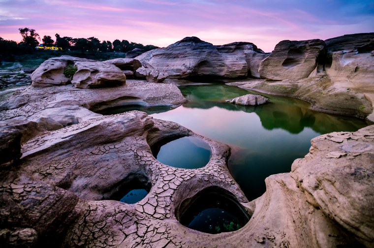 Необычные места