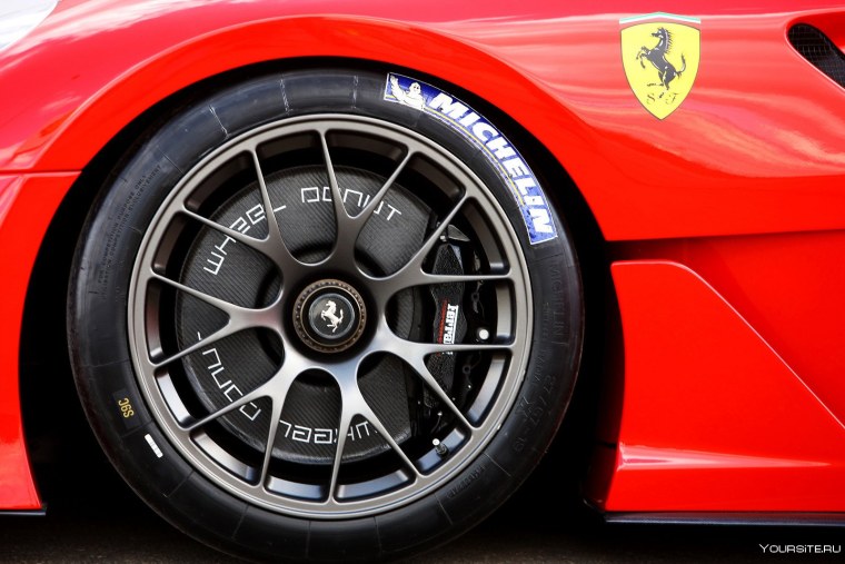 Литьё Феррари 612