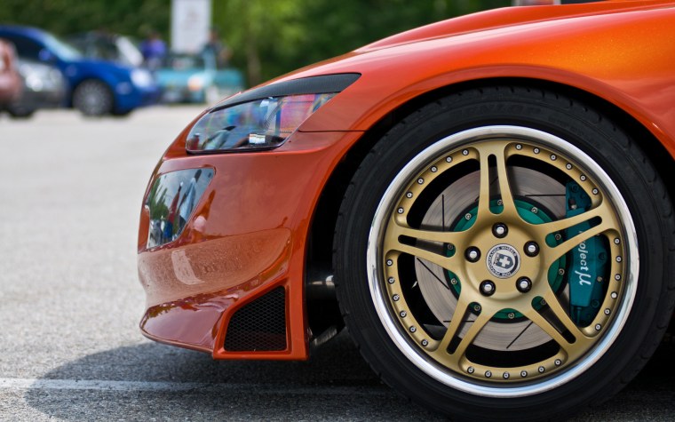 Красивые колеса машины