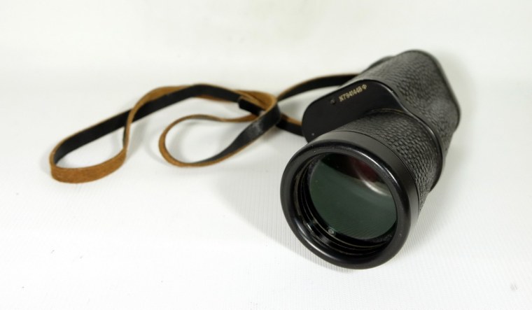 Монокль военный