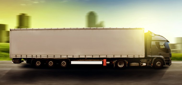 Фура с боку