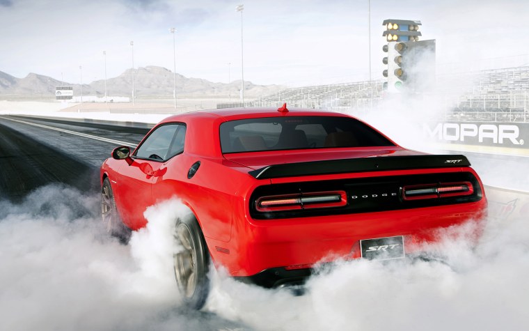 Dodge Challenger srt Hellcat 2015