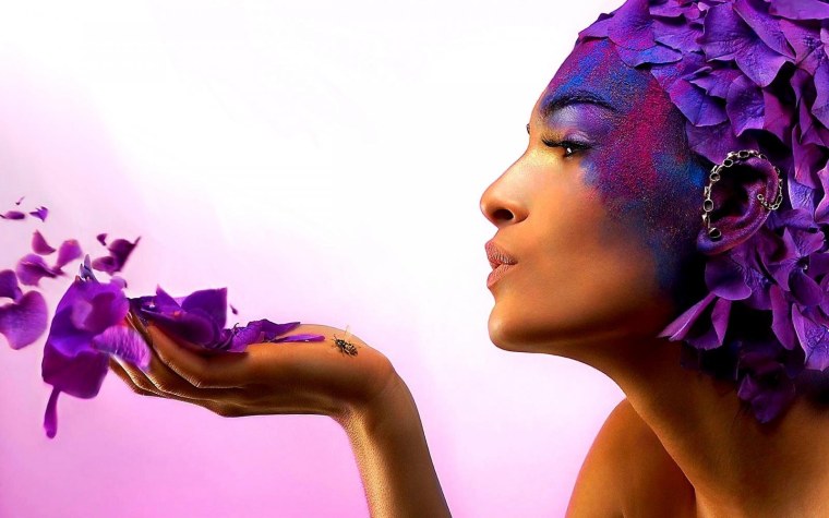 Красивая девушка салон красоты