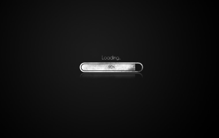 Loading на черном фоне