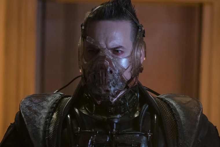 Готэм Пингвин актер