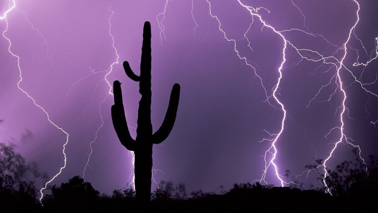 Молния aesthetic