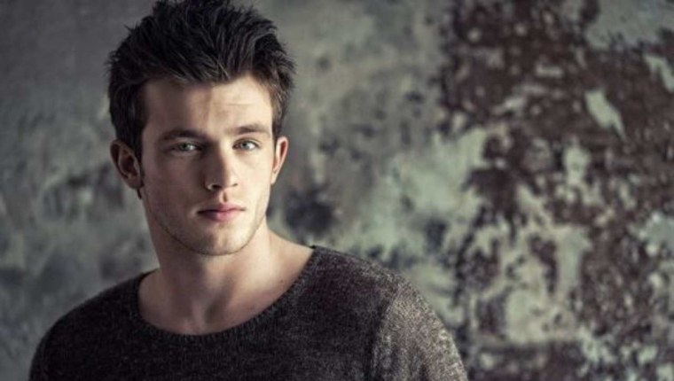 Янис Нивёнер Таймлесс