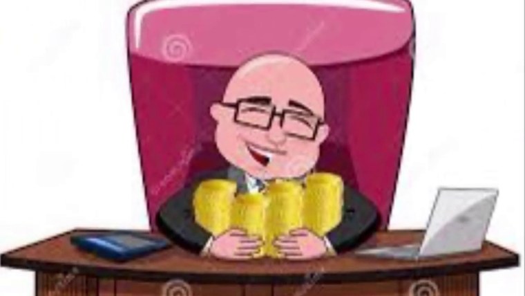 Мультяшный босс за столом