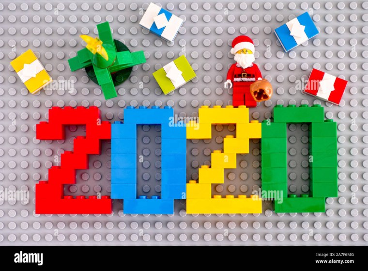 2020 Цифры из лего