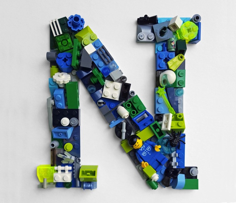 Буквы из лего конструктора