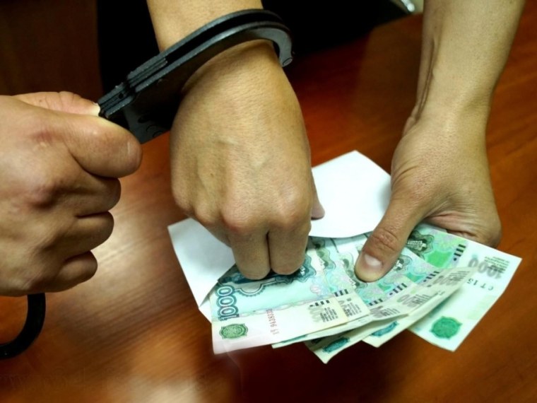 Легки взятки, тяжелы отдатки