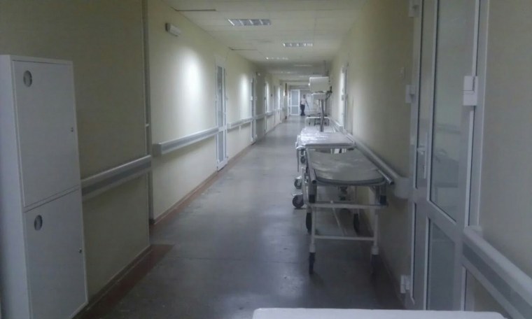 Больница палата коридор
