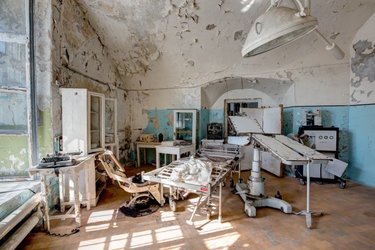 Заброшенная больница